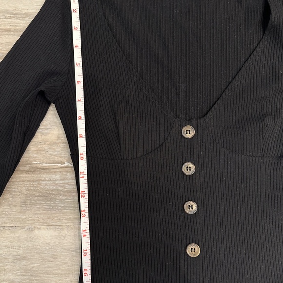 EUC Reformation Virgil Top, S - Picture 7 of 7